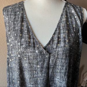 Torrid Woman’s Plus Tank Top 5X 28W Black Gold Stars